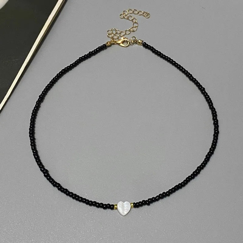 New Nature Shell Love Heart Choker Necklace for Girl Spring Summer Fashion Small Colorful Glass Beads Necklace Gift for Friend Good Vibrations