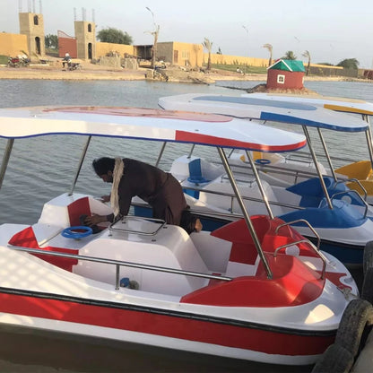 Water Play Equipment Fiberglass 4 Person Paddle Pedal Boat for Sale Good Vibrations