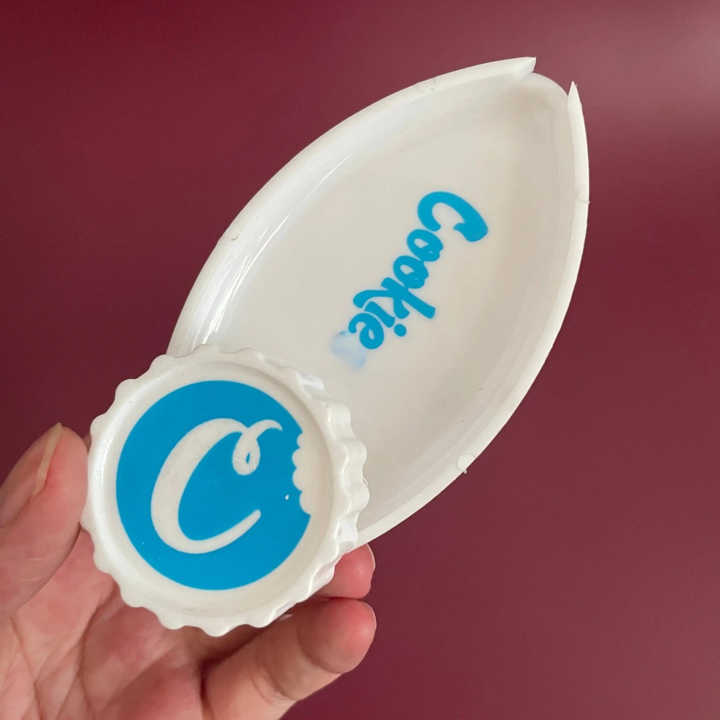 2 IN 1 Crusher with Mini Tray Cheap Plastic Wholesale Crusher Good Vibrations Adult Super Store