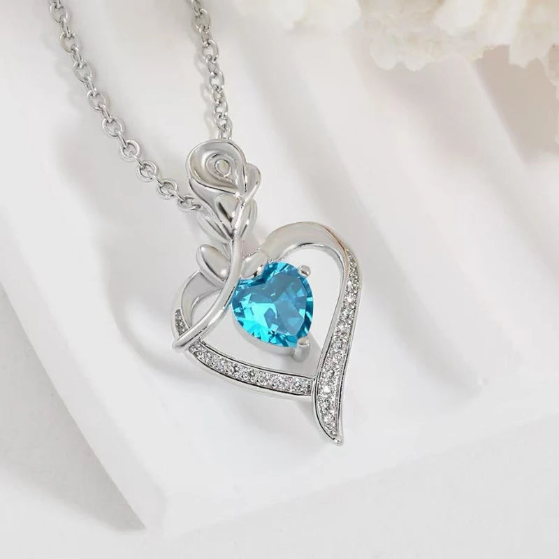 Elegant Style Heart shaped Pendant Necklace Hollow Design Mother's Day Gift Party Suitable for Best Friends Without Box Good Vibrations