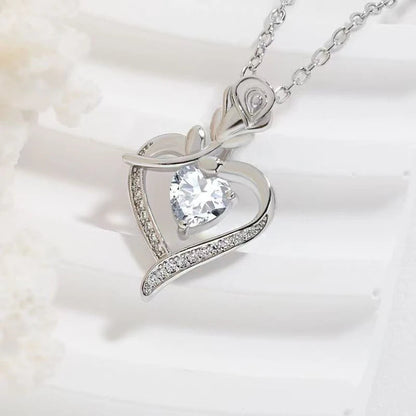 Elegant Style Heart shaped Pendant Necklace Hollow Design Mother's Day Gift Party Suitable for Best Friends Without Box Good Vibrations