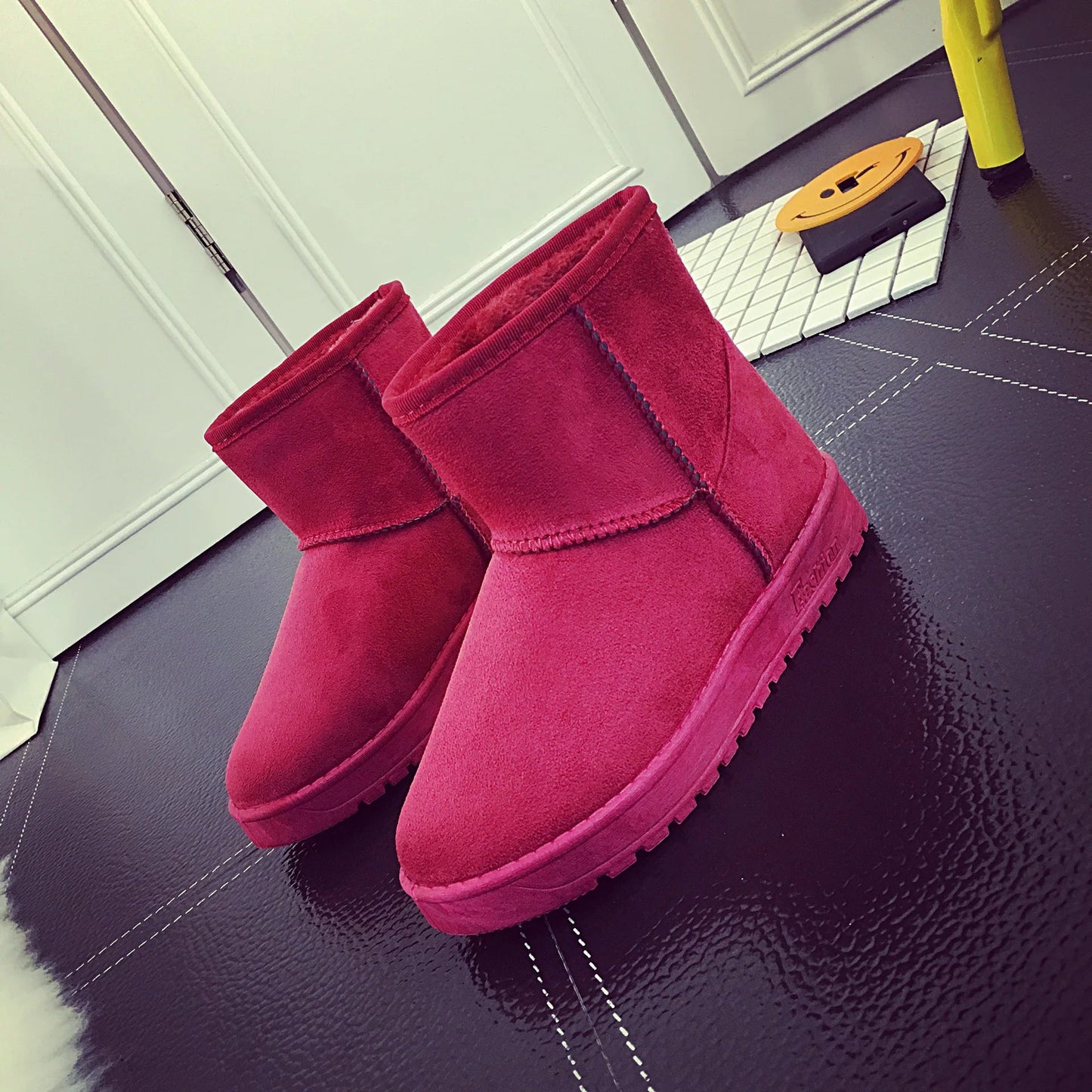 Women Snow Boots Australia Classic  Women Ankle Boots Customized Winter Faux Fur Women Shoes Good Vibrations