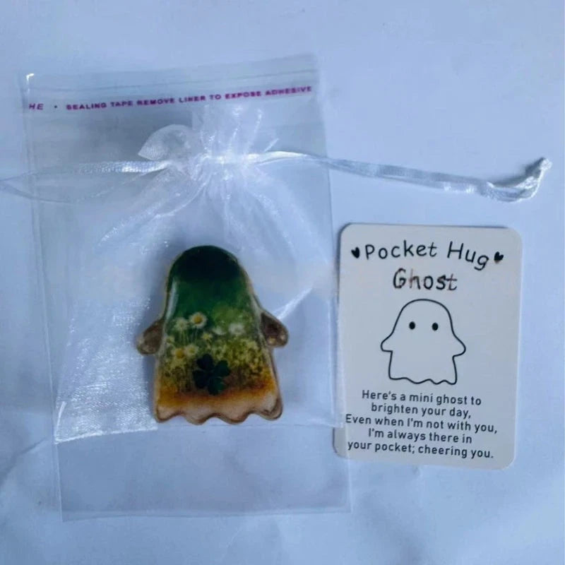 Pocket Hug Ghost Acrylic Charm Set with Card, Mini Emotional Support Gift for Anxiety Relief Halloween Pocket Sea Animal Hugs Good Vibrations