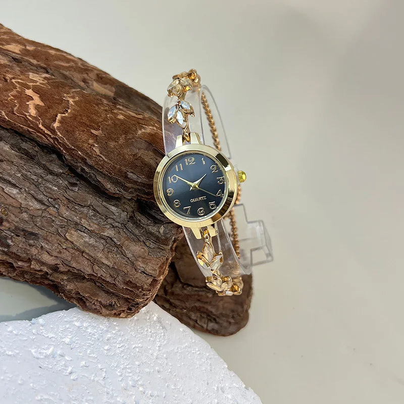 Round alloy case Arabic numeral classic dial leaf-shaped diamond-encrusted fashionable bracelet elegant ladies quartz watch Good Vibrations Adult Super Store