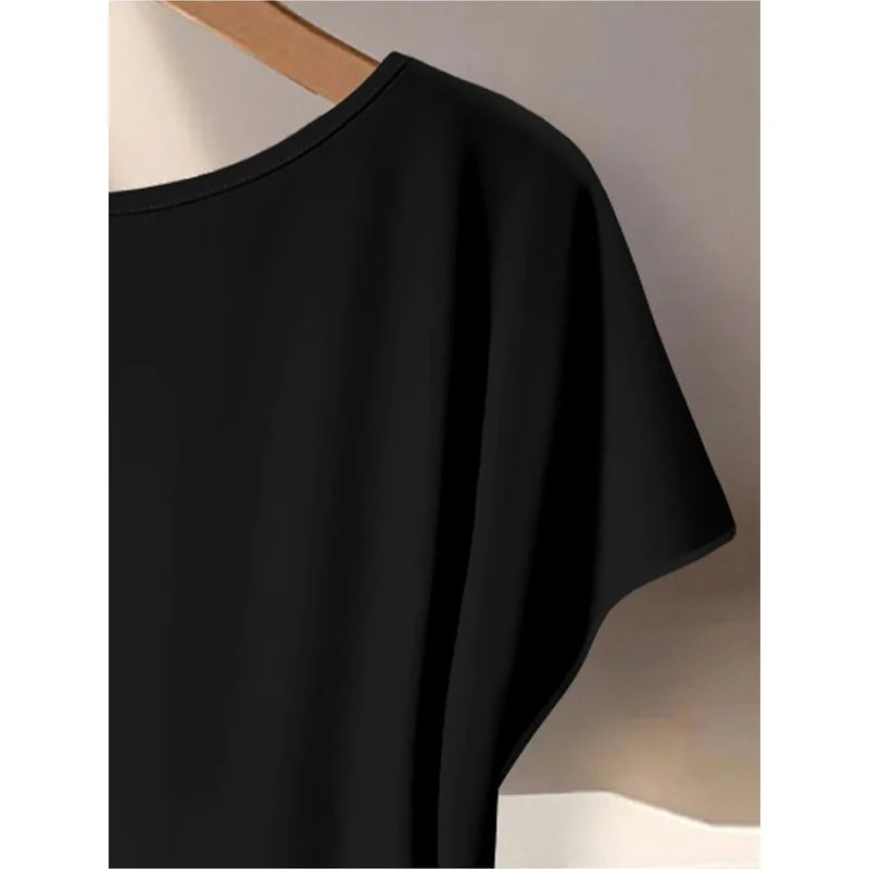 Women's plus Size Two-Piece Set Lazy Style Black Side Twisted T-Shirt And Black White Leaf Print Wide Leg Pants Casual Outfit Good Vibrations