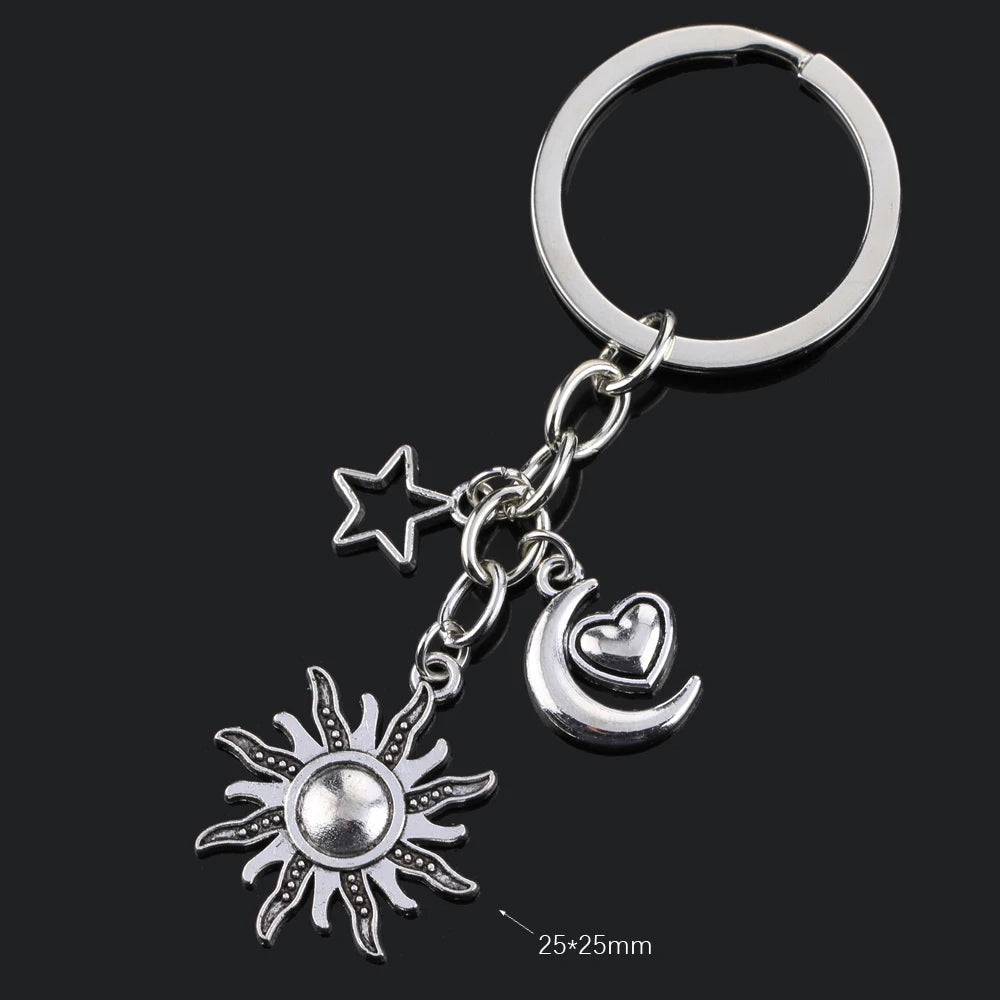 Fashion Animal Women Keychain Car Moon Cat Dog Love Heart Key Chain Friends Gift Jewelry Bag Pendant Wing Evil Eye Angel Turtles Good Vibrations