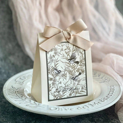 DIY Favors Birthday Party Jelwery Gift Packing Box Flowers Birds and Forest Wedding Candy Box with Wooden Ring Empty Paper Boxes Good Vibrations