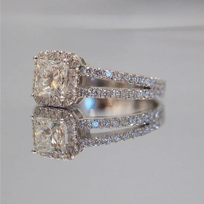 2025 Classic Simple Design Wedding Engagement Rings for Women Mosaic Square Crystal Cubic Zirconia Brilliant Luxury Jewelry Good Vibrations
