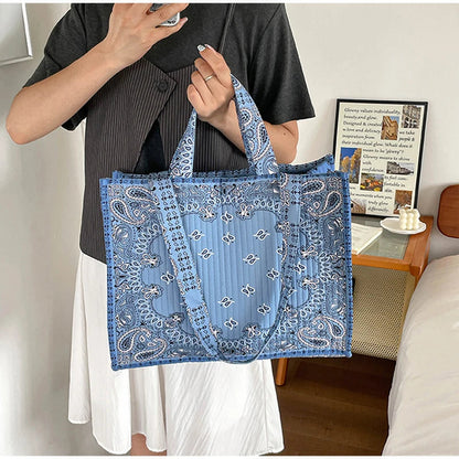 Women Paisley Print Quilted Tote Bag Large Capacity Casual Shoulder Handbag Vintage Bandana Pattern Commuter Shopping Bag Good Vibrations
