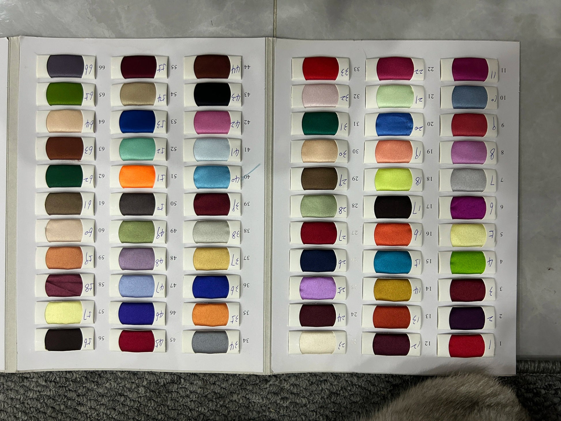 Women's Prom Dresses Off Shoulder Burgundy Satin A Line Prom Dresses Party Dresses 2025 فساتين للمناسبات الخاصة Customized Good Vibrations