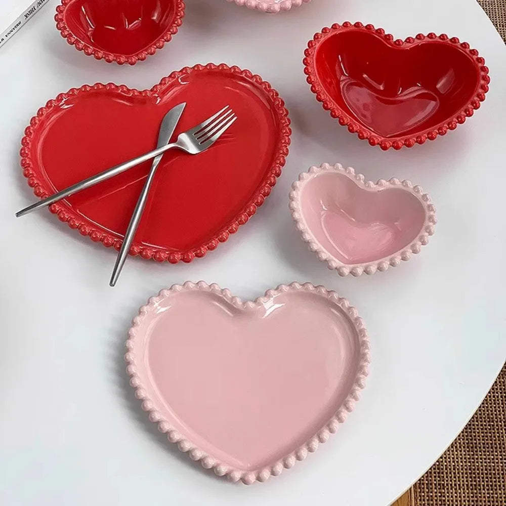 Creative Pink Bead Dots Ceramic Heart Dinner Plate Tableware Home Dessert Cake Plate Porcelain Salad Plate Kitchen Utensils New Good Vibrations