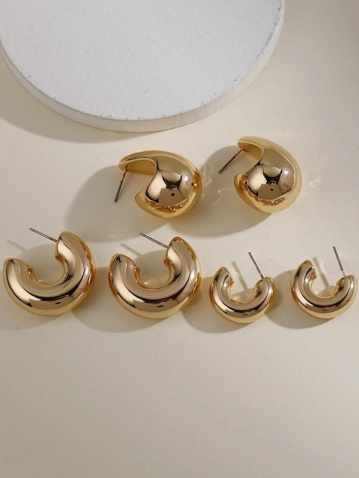 Fashion Classic Twist C Shape Earring Set For Women Tear Drop Design Gold Color Earrings Daily Workplace And Party Outfits Gifts Good Vibrations