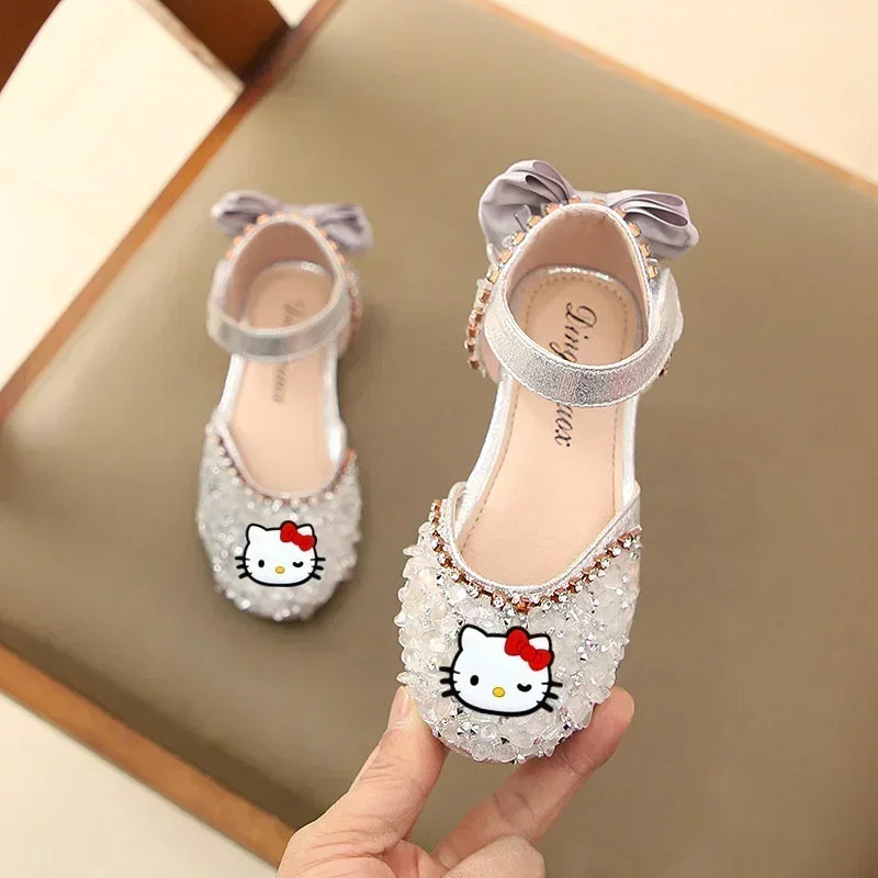 Sanrio hello kitty girls sandals summer new girls baby princess shoes children Baotou soft-soled crystal performance shoes girls Good Vibrations