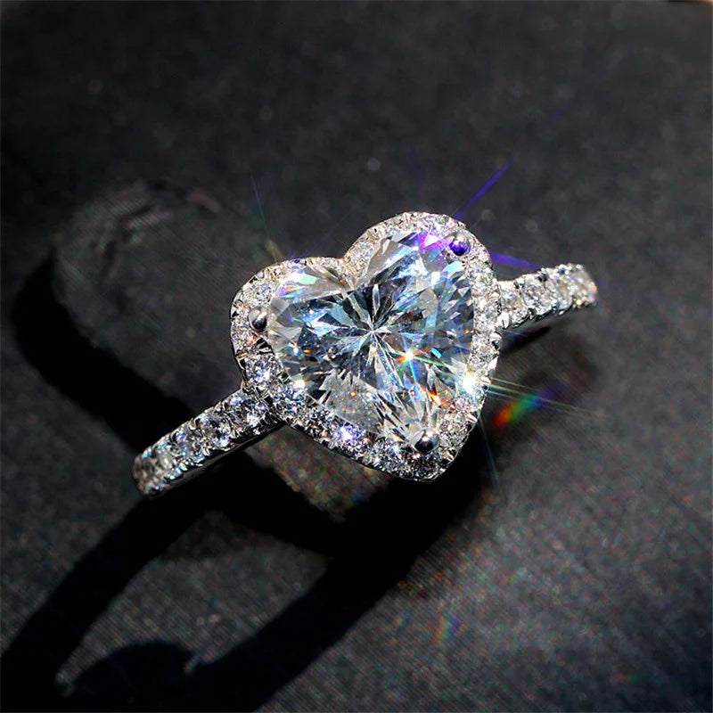 Luxury Silver Color Heart Ring for Women Exquisite Fashion Metal Inlaid White Zircon Stones Wedding Ring Engagement Jewelry Good Vibrations