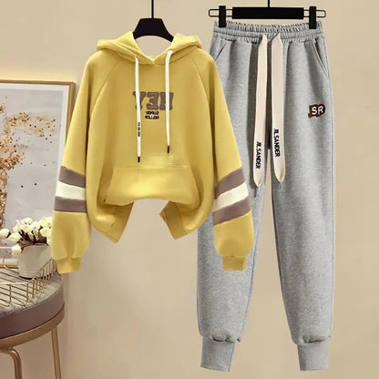 Sports Set for Women in Spring and Autumn New Korean Version Color Blocking Hooded Top Casual Pants Age Reducing Two-piece Set Good Vibrations