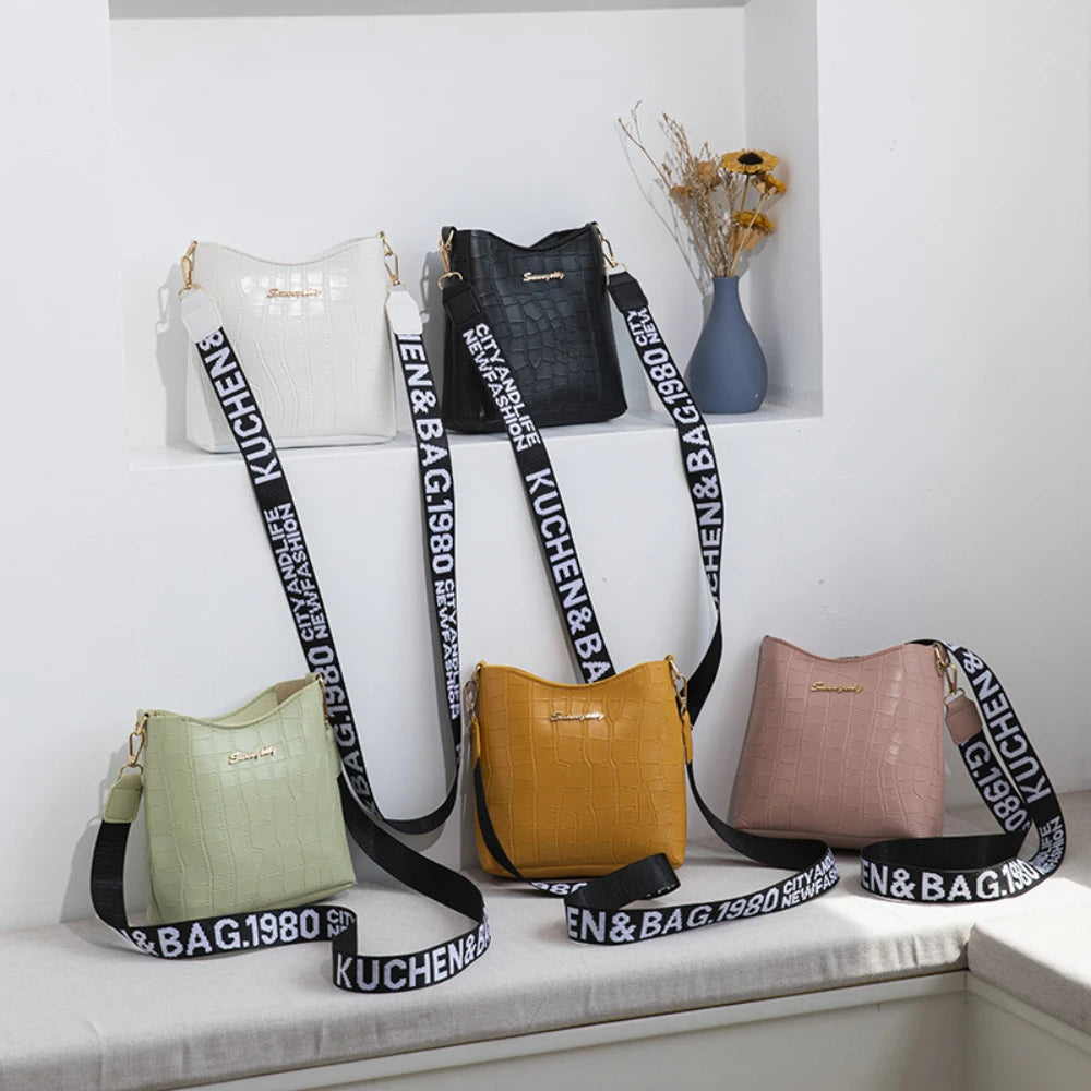 Women Single Shoulder Bag Large Capacity Trend Crossbody Bag Fashionable Hundreds of Bucket Bag Good Vibrations
