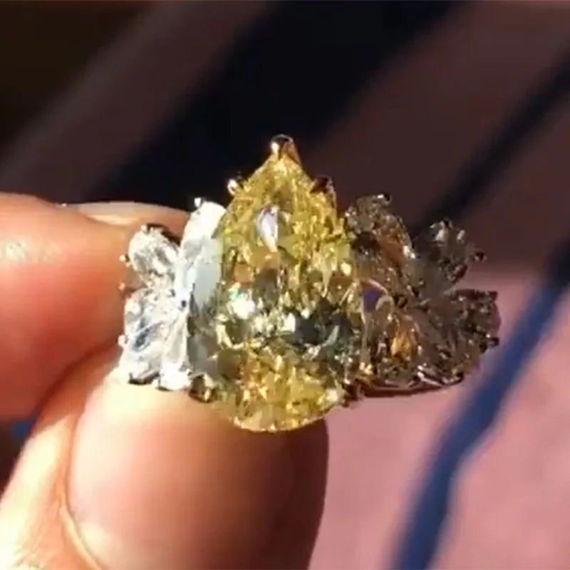 New Elegant Yellow Cubic Zirconia Women Rings Luxury Wedding Anniversary Party Lady's  Accessories Bright Fashion Jewelry Good Vibrations