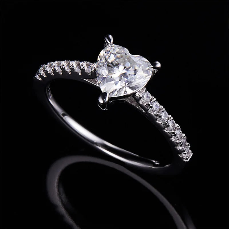 925 Sterling Silver Classic Ring for Women Heart jewelry simple diamond ring imitation diamond women's ring R235 Good Vibrations