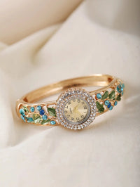 Women's New Retro Light Luxury Rare Quartz Bracelet Watch Good Vibrations