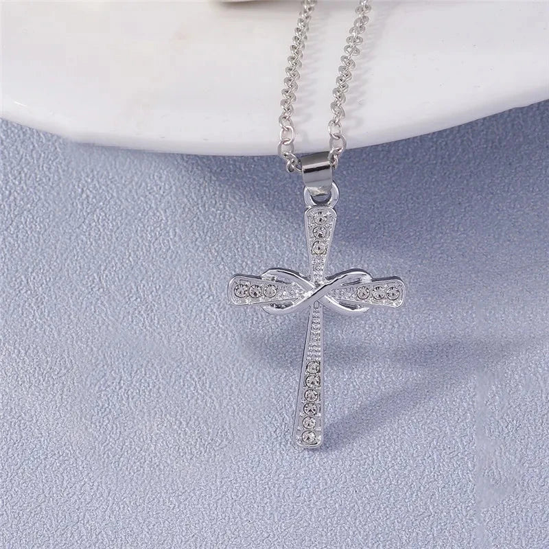 Fashion Cross Necklace for Women Men Gold Silver Color Dazzling Crystal Jesus Crucifix Necklace Christian Jewelry Wholesale Good Vibrations