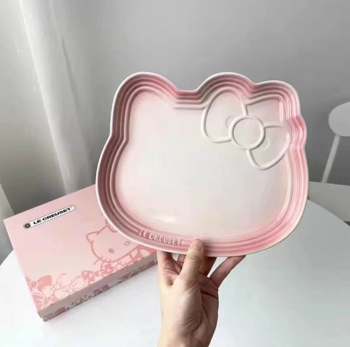 Hot Sale Ceramic Dinner Plate Tableware Bow Tie Shaped Dinner Plate Rice Bowl Cups And Saucers Set To Friend Sends Holiday Gifts Good Vibrations