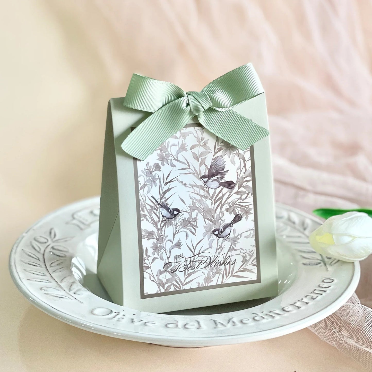 DIY Favors Birthday Party Jelwery Gift Packing Box Flowers Birds and Forest Wedding Candy Box with Wooden Ring Empty Paper Boxes Good Vibrations