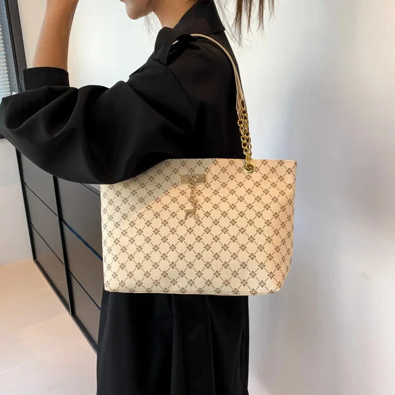 New Presbyopia Handbag Texture Soft Leather Large Capacity Tote Women Bag With Hanging Accessories Shoulder Bag Good Vibrations