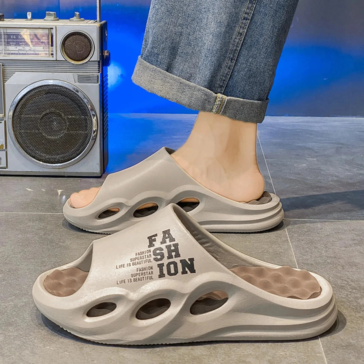 Men Fashion Massage Slippers Indoor/Outdoor Sandals Beach Flip Flop Thick Sole Male Slides Summer Non-Slip Men Shower Slippers Good Vibrations