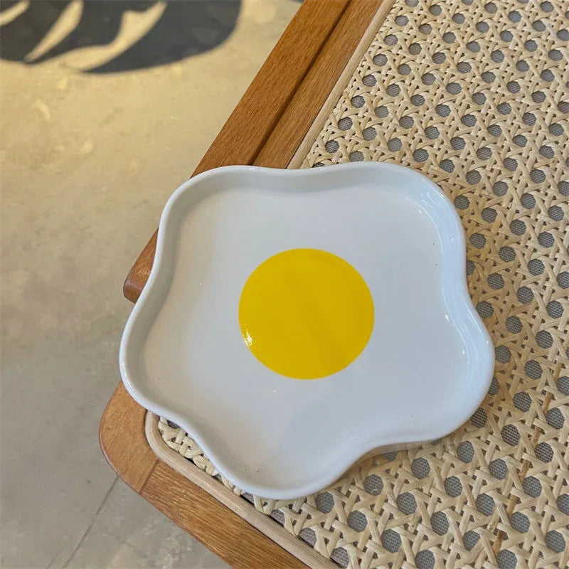 Novelty Ceramic Plate Lovely Fried Egg Shape Afternoon Tea Dessert Saucer Breakfast Salad Fruit Tray Creative Tableware Dishes Good Vibrations