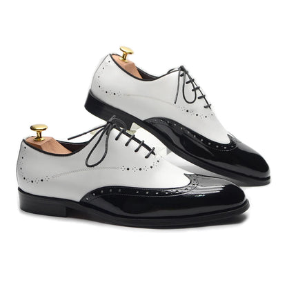 Formal Oxfords Shoes for Men White Black Real Cow Patent Leather Business Lace-up Wingtip Toe Brogue Wedding Mens Dress Shoes Good Vibrations