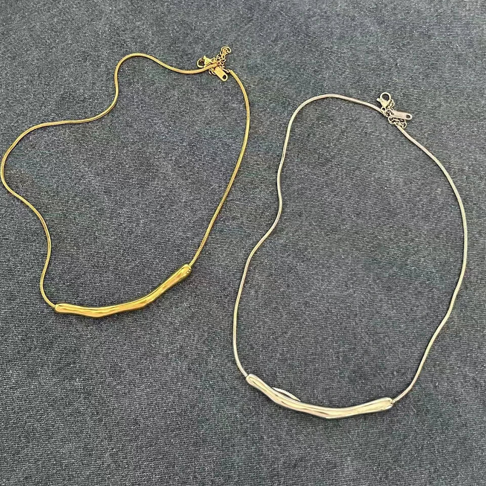 ZAKOL European and American Fashion Stainless Steel Gold Color Collar Bone Chain for Women Fashion Short Necklaces Jewelry Good Vibrations