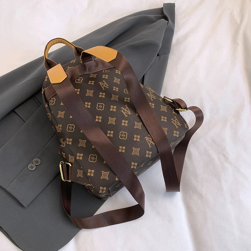 Classic Designer Purse Bag For Women Featuring Solid Color And Trendy Logo In Paris Fashion Good Vibrations