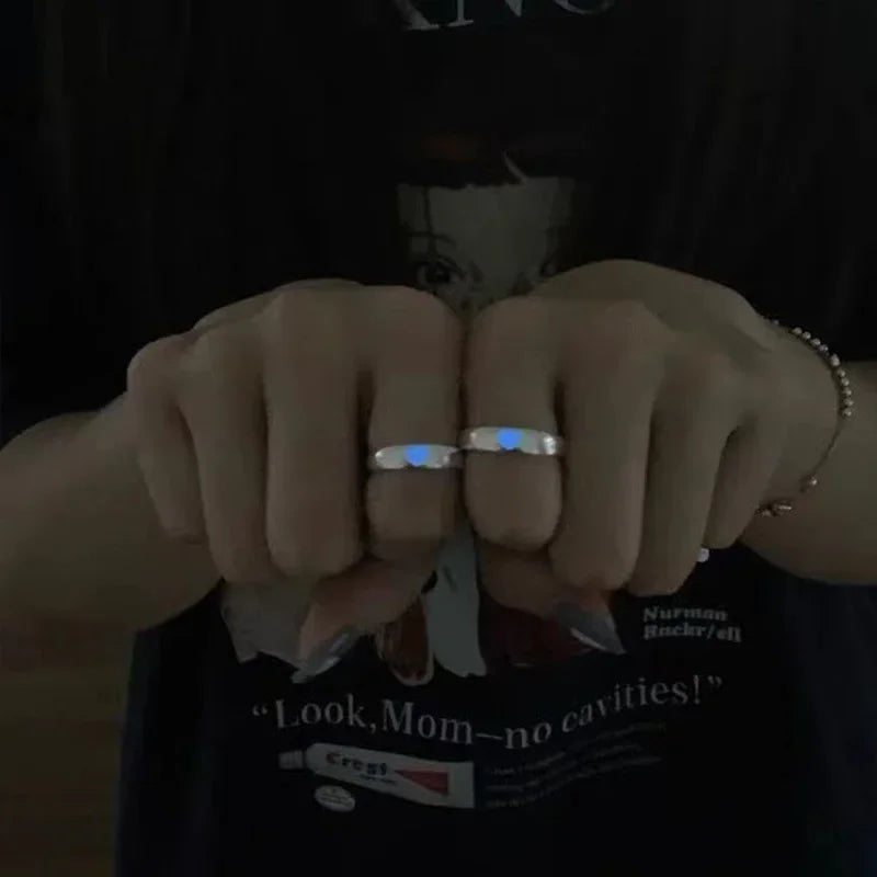 Glow In Dark Ring Luminous Blue Pink Light Love Heart Ring Couples Girls Silver Color Jewelry Adjustable Size New Fashion Rings Good Vibrations