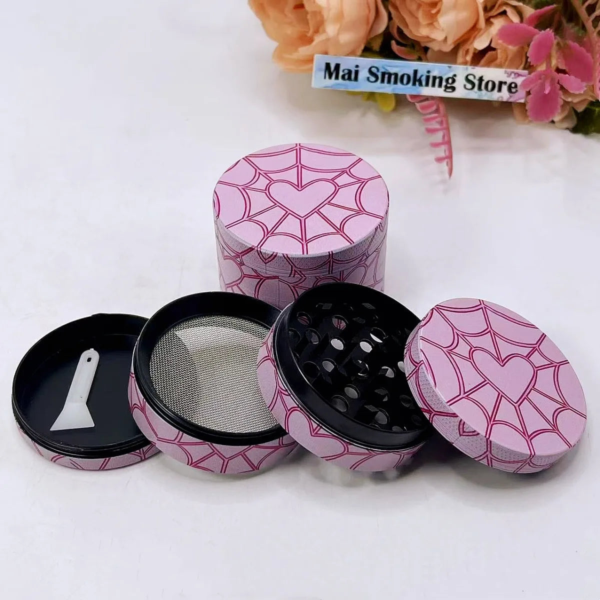 2inch Heart Herb Grinder 4-layer Manual Pepper Crusher Spice Mortar Salt Mill Raw Grass Tobacco Grinder Smoking Cigarette Tool Good Vibrations