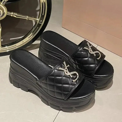 Women Sandals 2025 New Fashion Letters Platform Sandals Casual Comfortable Shoes Women Lightweight Non-slip Outside Slides Women