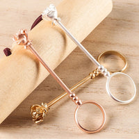 Metal Cigarette Holder Ring Rose Finger Joint Elegant Clip for Women Men Ladies Protecting Fingers from Burn Stain Good Vibrations Adult Super Store