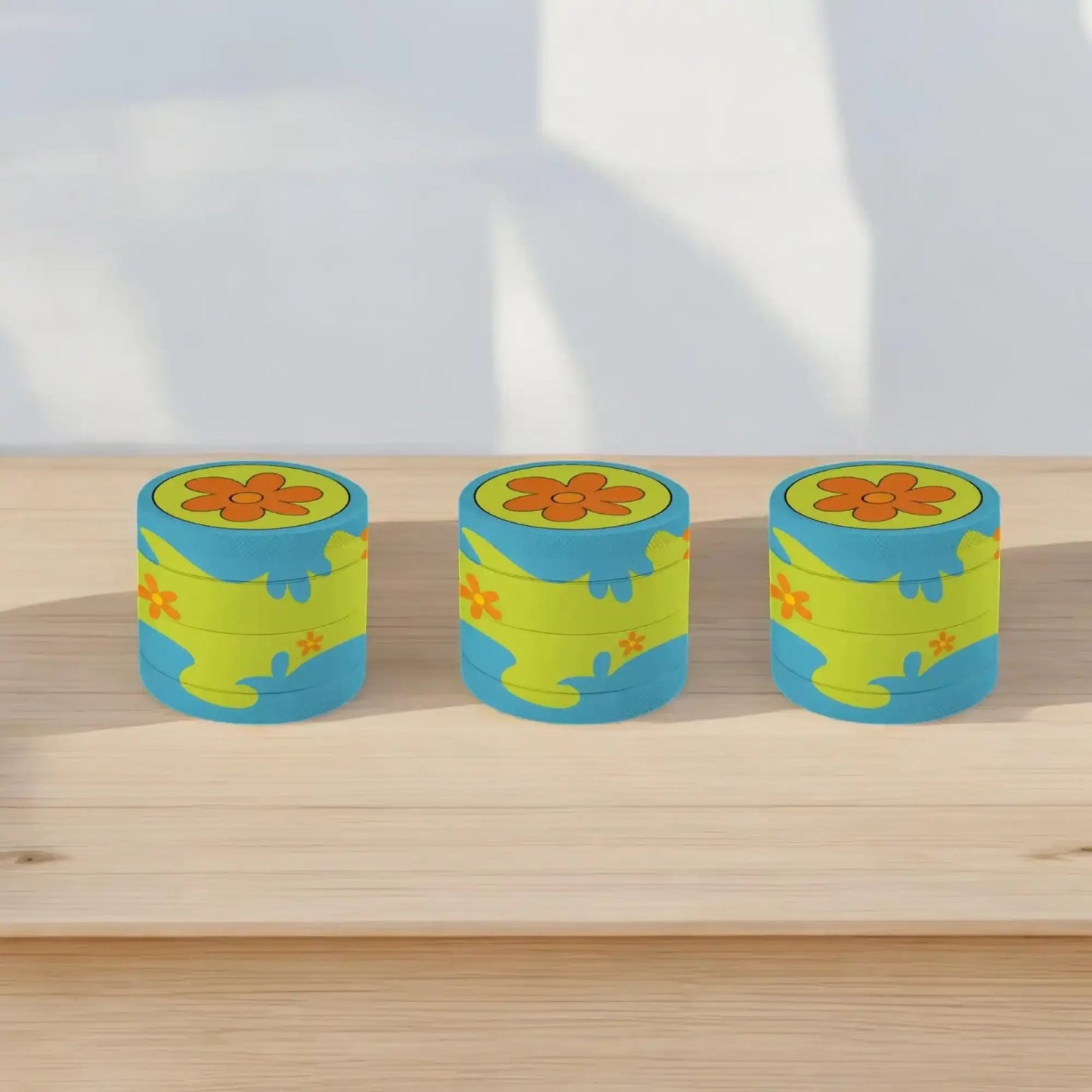 1/2 Pack Daisy Flower Rolling Tray and Herb Grinder Good Vibrations