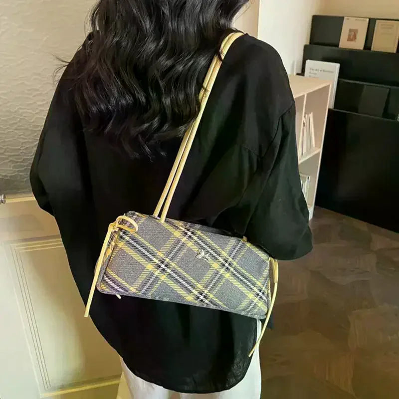 Striped Shoulder Bag for Women with Spacious Interior Lightweight Tote  for Commuting and Shopping Good Vibrations
