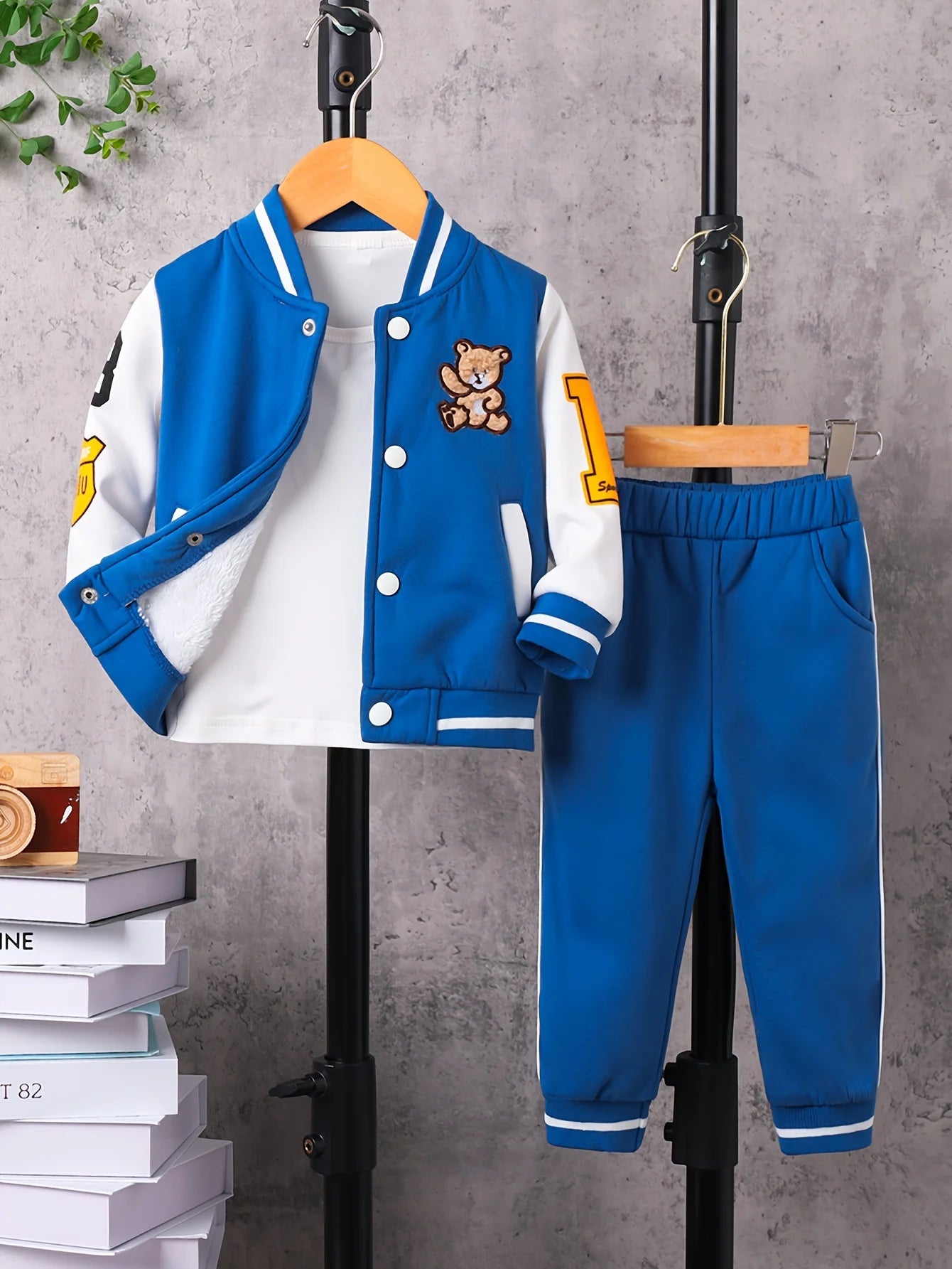 Boys' Baseball Jacket Three-Piece Set - Blue Teddy Bear Embroidered Sportswear for Toddlers, Spring/Fall Casual Outfit Good Vibrations