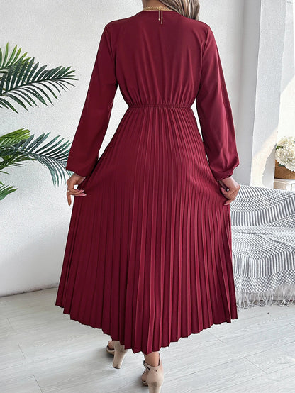 Elegant Dresses for Woman 2025 Autumn Winter Solid Color V Neck High Waist Pleated Maxi Dress Red Black Green Good Vibrations
