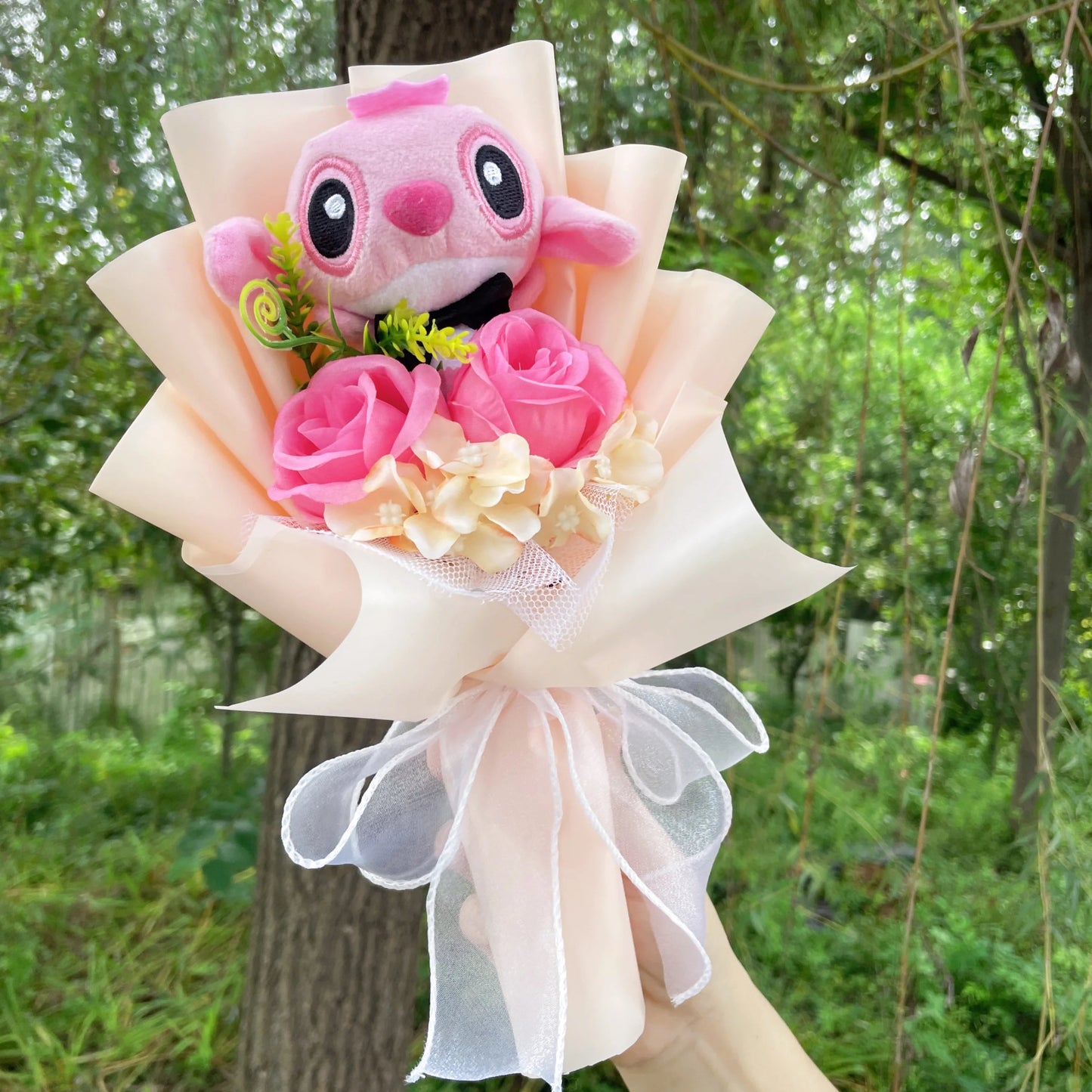 Catoon Stich Winnie the Pooh Plush Doll Toy With Flowers Creative Handmade Bouquet Valentine Christmas Graduation Gift Good Vibrations