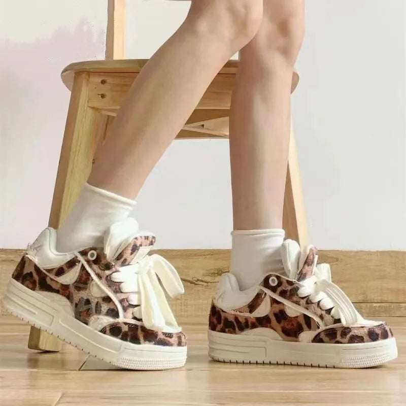 Fashion Sneakers Couple Sports Casual Shoes 2024 Women's Shoes Tennis Retro Cross Graffiti Leopard Print Punk Leather Skate Good Vibrations