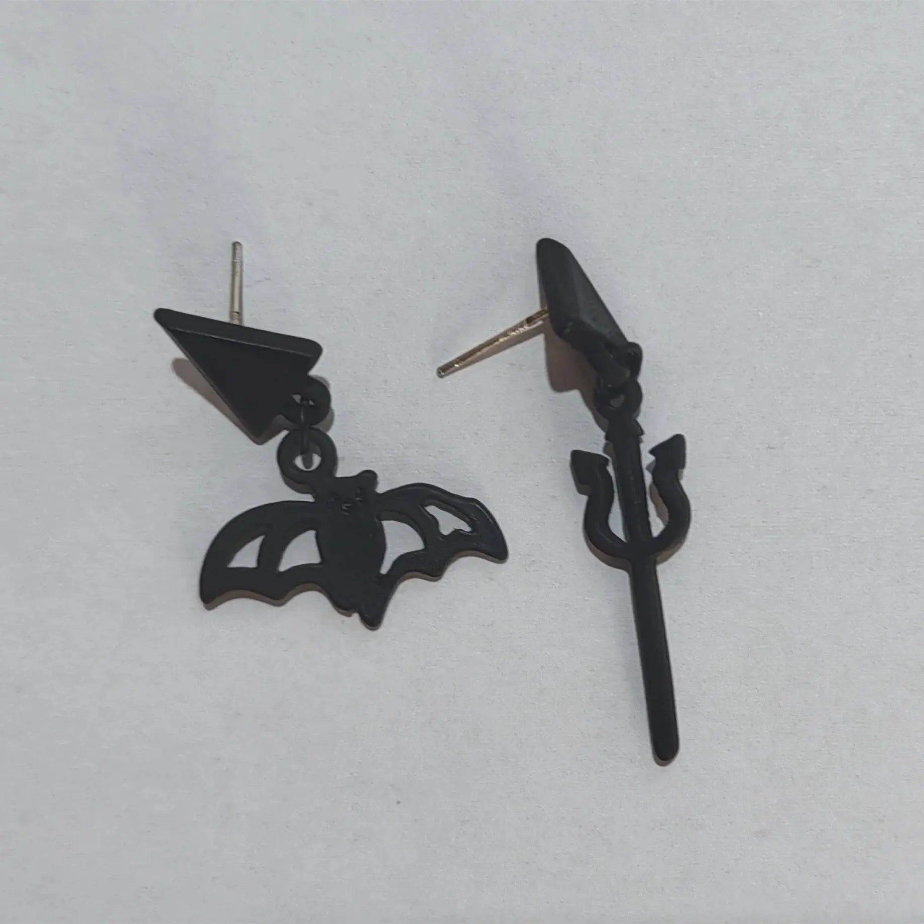 New Ear Nails Halloween Series Style Personalized Ghost Skull Bat 3D Color Preserving Good Vibrations
