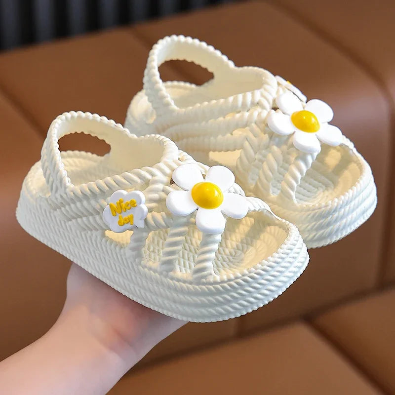 2025 New Children's Slippers Summer Girls and Boys Bathroom Home Anti slip Beach Shoes Soft Soled Baby Sandals Good Vibrations