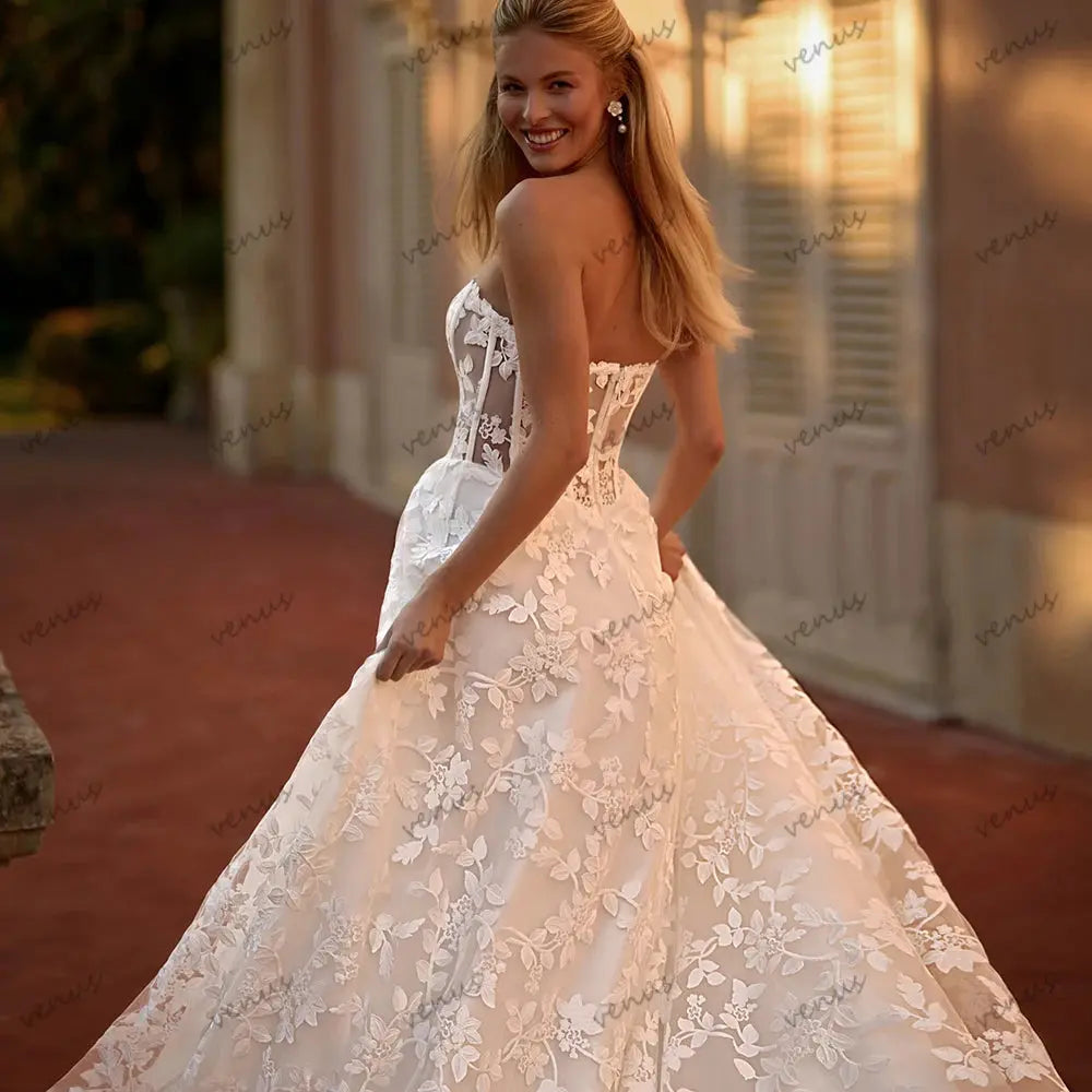 Gorgeous Wedding Dresses Glamorous Bridal Gowns Lace Appliques Strapless Backless Robes Pretty Vestidos De Novia Customized 2025 Good Vibrations