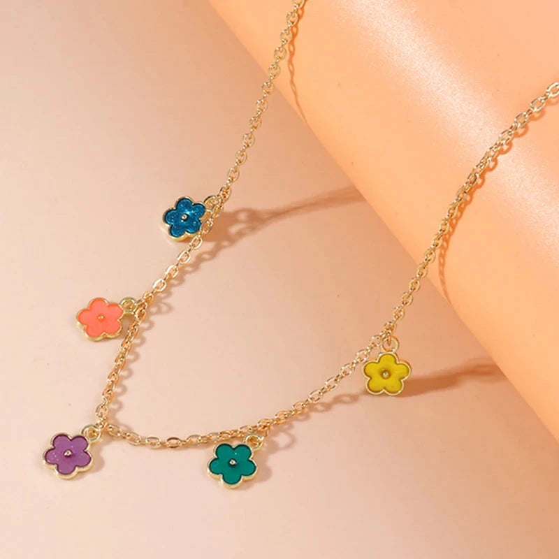 Aihua Boho Gold Color Red Heart Cherry Necklace Romantic Sweet Simple Clavicle Necklaces for Women Collar Fashion Jewelry Gifts Good Vibrations