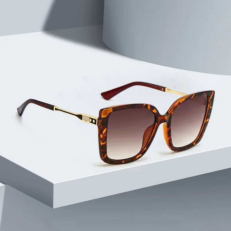 2025 Fashionable Women Sunglasses Large Frame Gradient Color Glasses for Women Exquisite Design for Women Sunglasses for Women Good Vibrations