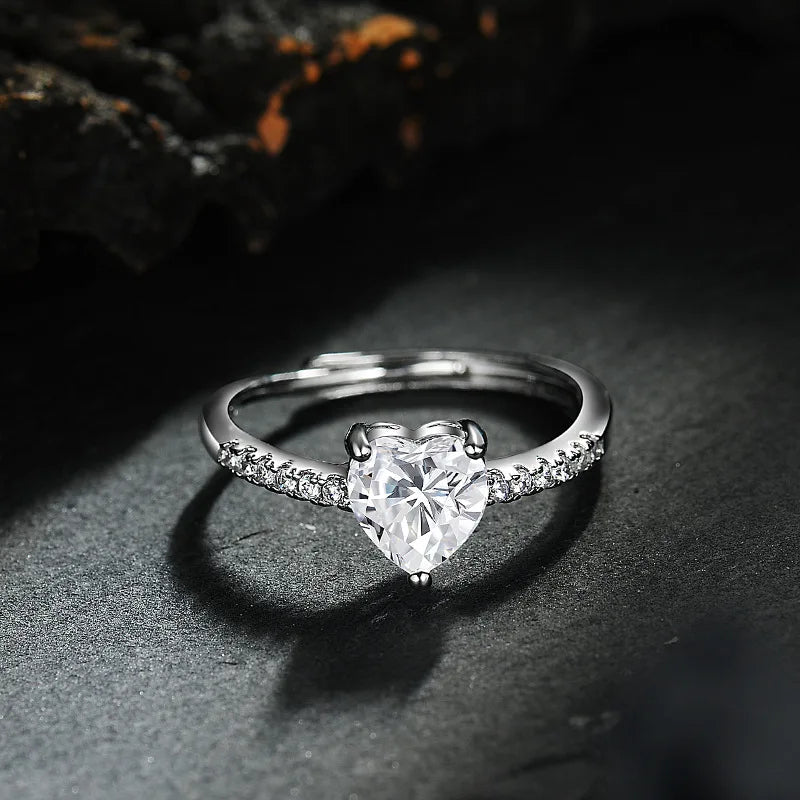 925 Sterling Silver Classic Ring for Women Heart jewelry simple diamond ring imitation diamond women's ring R235 Good Vibrations