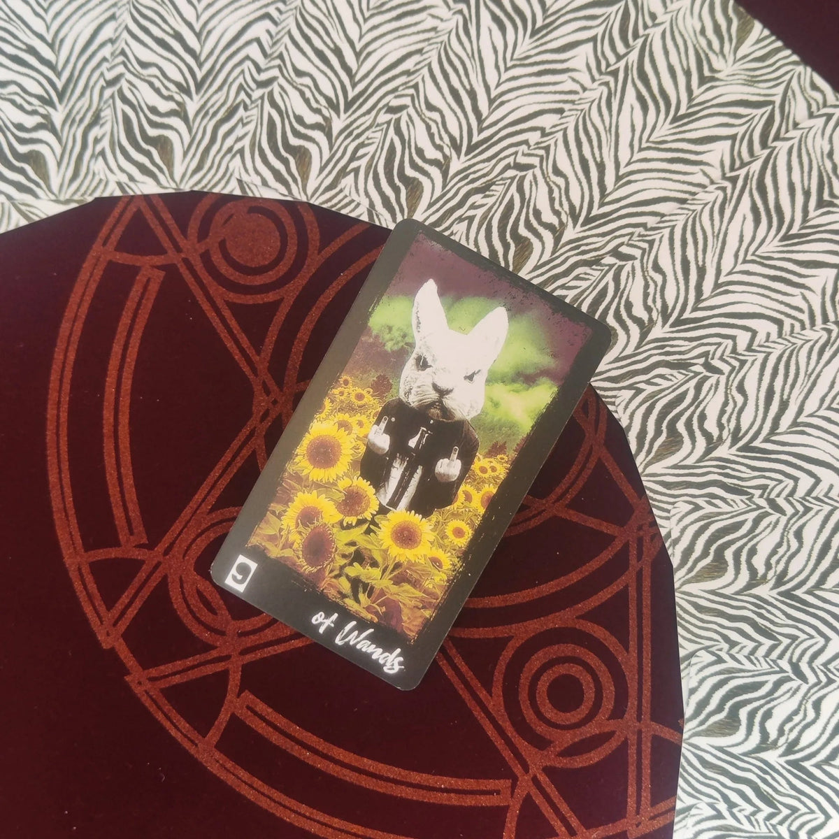 Hot Selling The Bad Ass Tarot Leisure Entertainment Card Family Gathering Divination Deck Tarot Board Playing Card Game Good Vibrations
