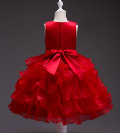 Girl's bow dress A dress with suspenders Rose flower girl wedding dress